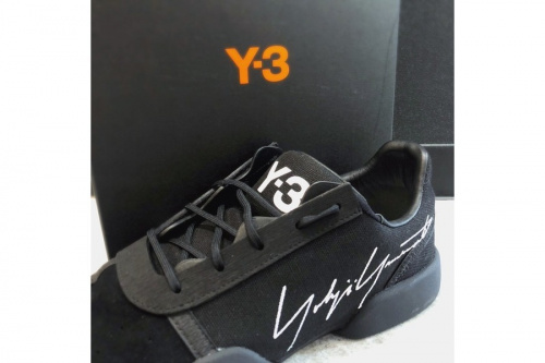スニーカーのY-3 YOHJI YAMAMOTO