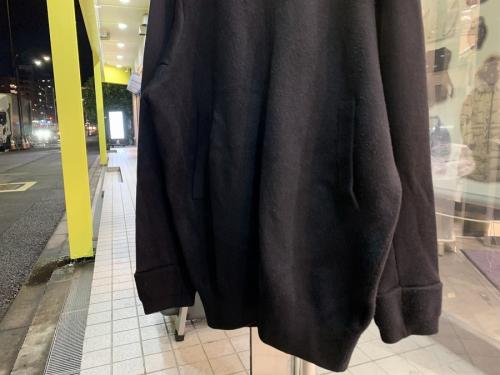 ワイスリーのニットトラックジャケット