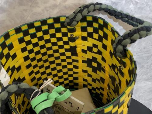 マルニのマーケットバケットトート