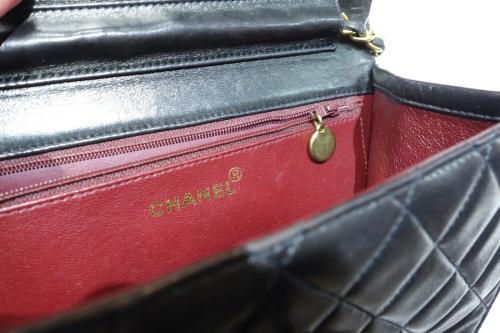 チェーンショルダーバッグのマトラッセ