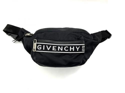 GIVENCHYのジバンシー