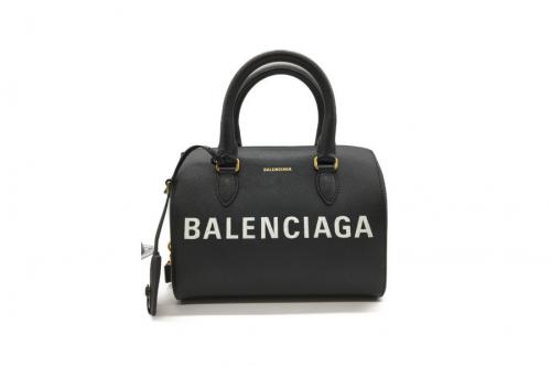 BALENCIAGAのバレンシアガ