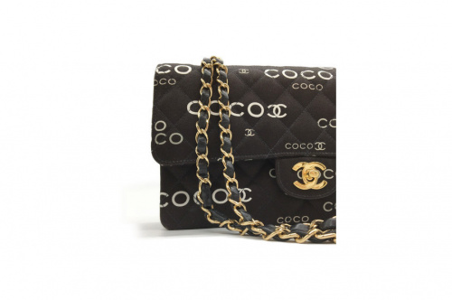 ラグジュアリーブランドのCHANEL