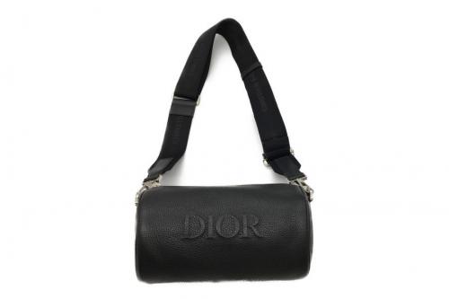 ディオールのROLLER BAG