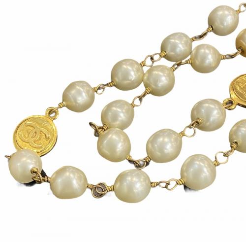 CHANELネックレス　CHANELパールネックレス　CHANELアクセサリー　CHANELココマーク　CHANELココマークネックレス　CHANELココマークパールネックレス