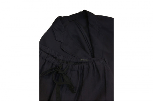 ドメスティックブランドのCOMOLI