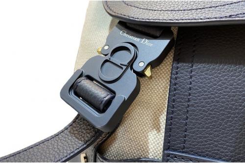 レザー・キャンバス バックパックの秋物買取