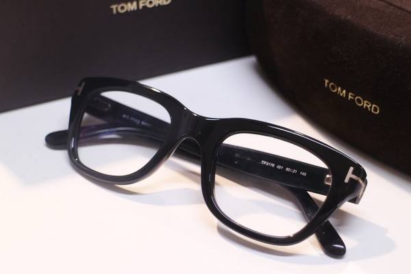 「眼鏡のトムフォード 」