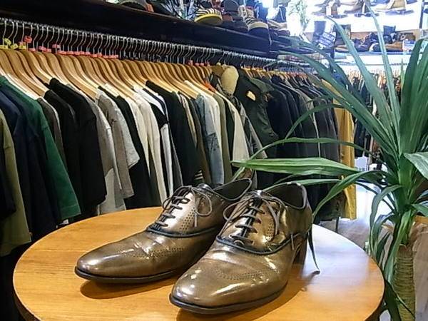 Lanvin Collection ランバンコレクション からウイングチップシューズが入荷です 13 09 05発行