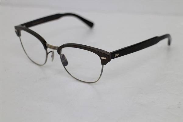 プレゼントにオススメOLIVER PEOPLES(オリバーピープルズ)のご紹介