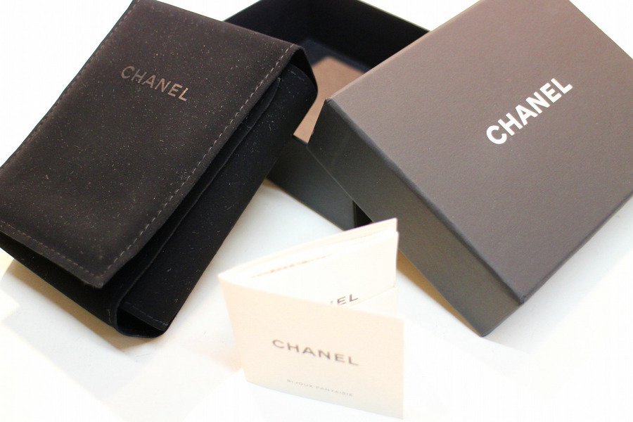 CHANEL/シャネル》パールブラックペイントネックレス入荷♪[2019.10.20