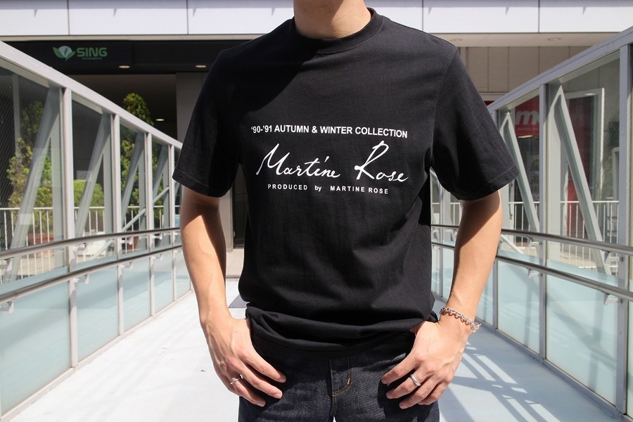 MARTINE ROSE/マーティンローズ】よりロゴTシャツ(52-11-91-11014)が