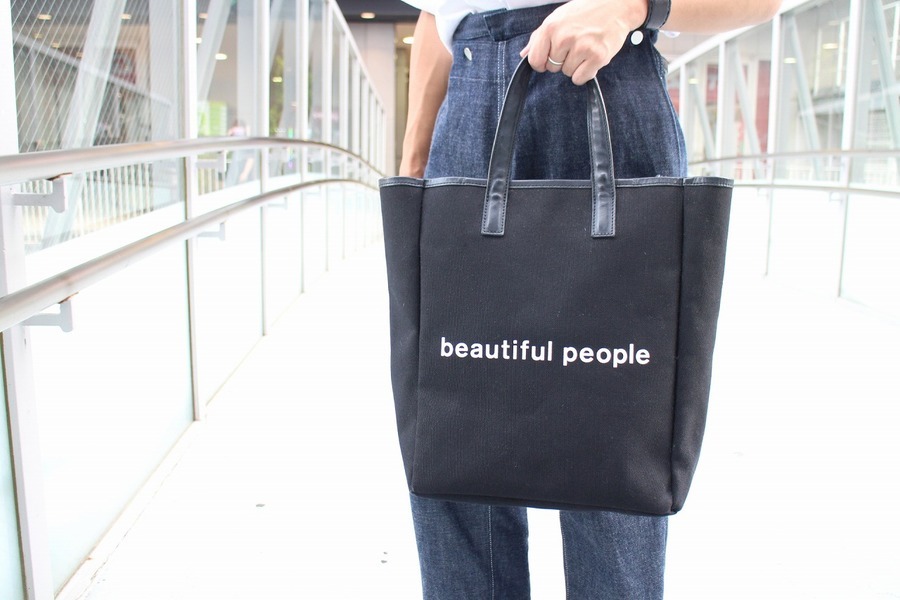 beautiful people シェイプメモリートートバッグ