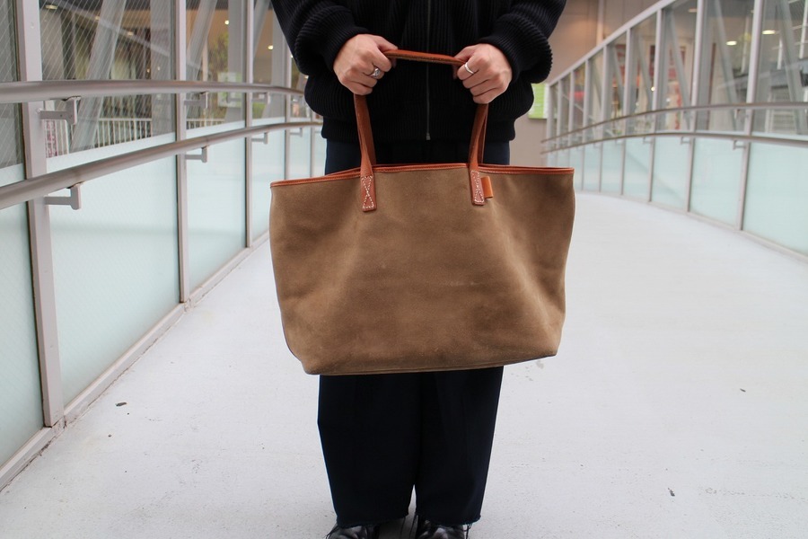 HENDER SCHEME/エンダースキーマー】よりレザートートバッグ（leather