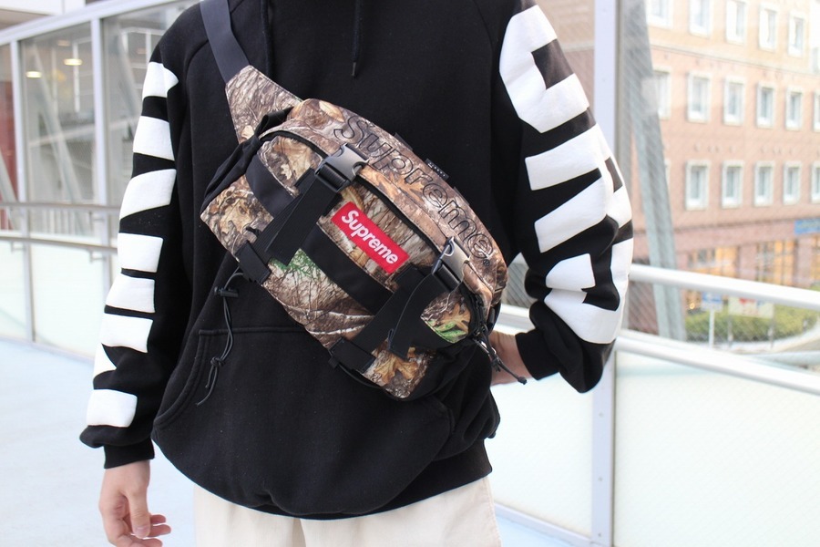 supreme waist bag カモ