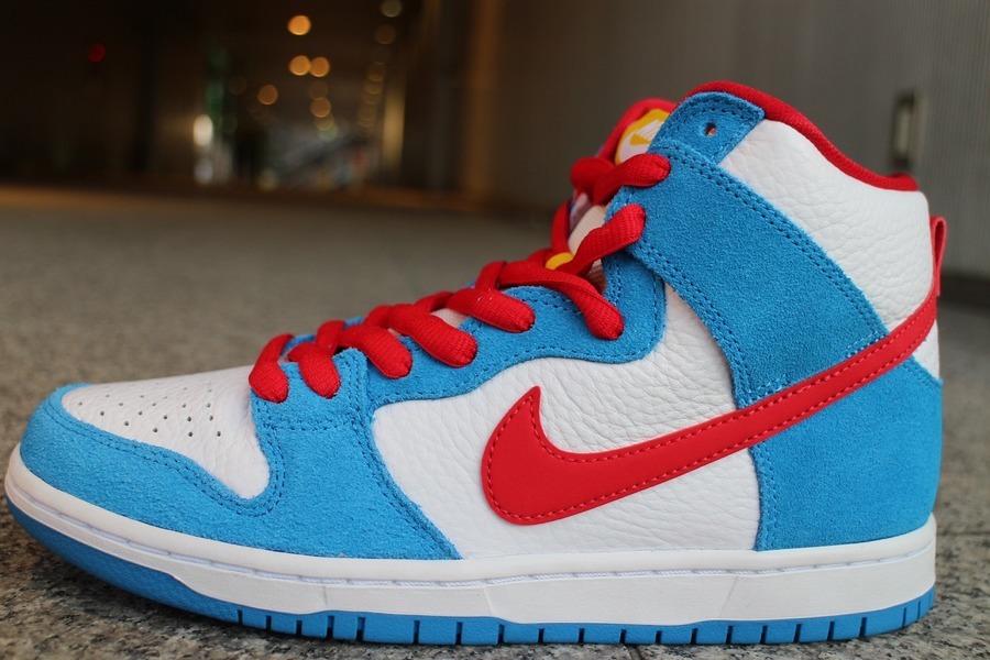 NIKE SB High ホワイト/レッド/ブルー