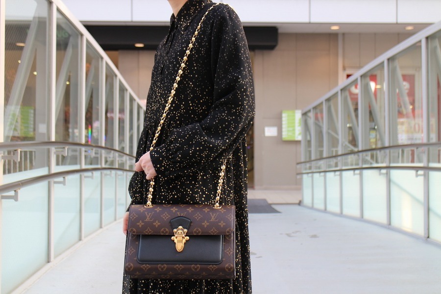 LOUIS VUITTON/ルイ ヴィトン】よりチェーンショルダーバッグ(M41730