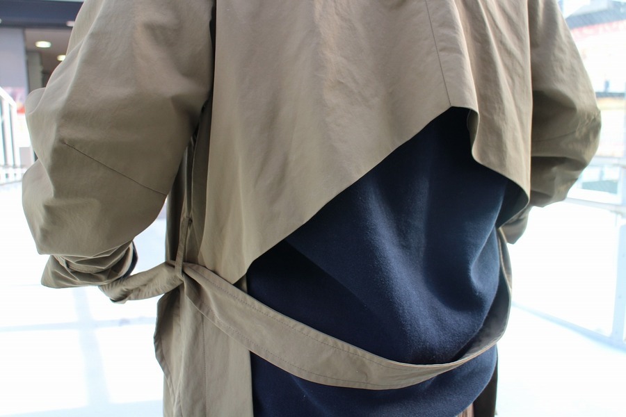TOGA/トーガ】よりナイロンタフタトレンチコート（Nylon taffeta