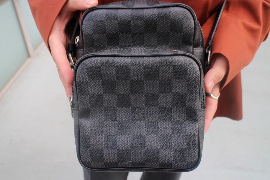 LOUIS VUITTON/ルイ ヴィトン】よりダミエグラフィットレム(THN41446 