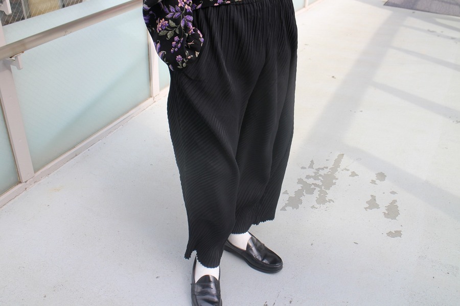 ka na ta（カナタ）　Hida pants