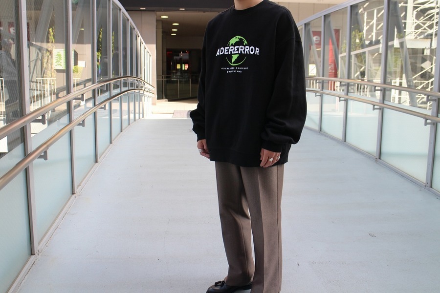 ☆大人気☆ADER ERROR☆SIG; TRS TAG SWEATSHIRT 01☆追跡可