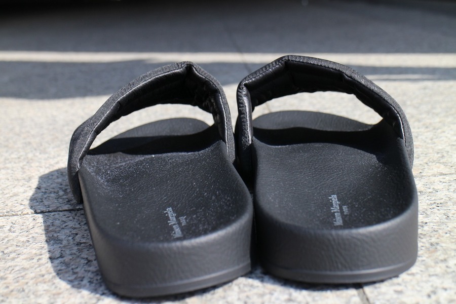 Maison Margiela 22/メゾンマルジェラ 22】よりシャワーサンダルが買取
