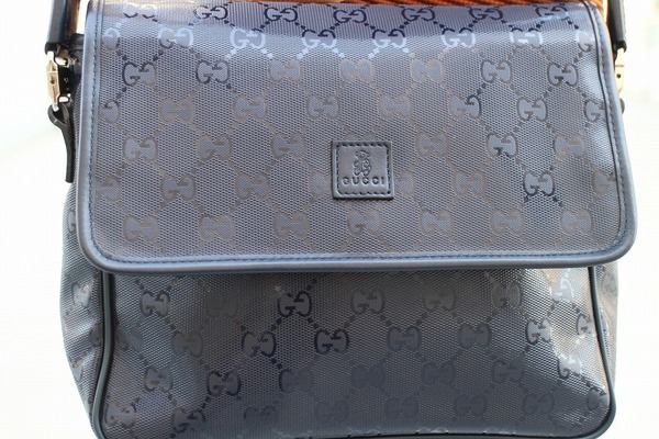 GUCCI/グッチ】よりGGインプリメショルダーバッグ（297559)が