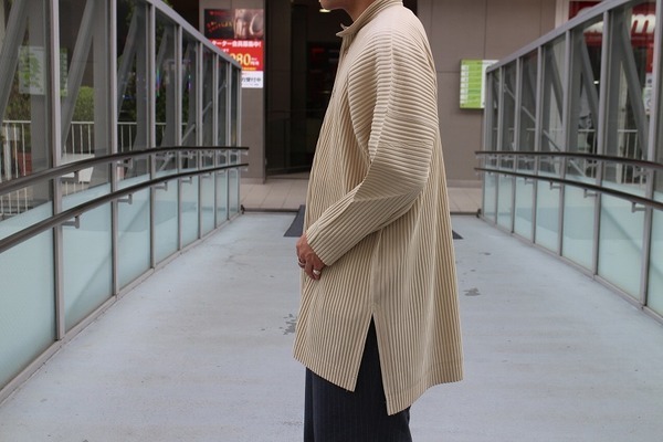 HOMME PLISSE ISSEY MIYAKE/オム プリッセ イッセイ ミヤケ】より 