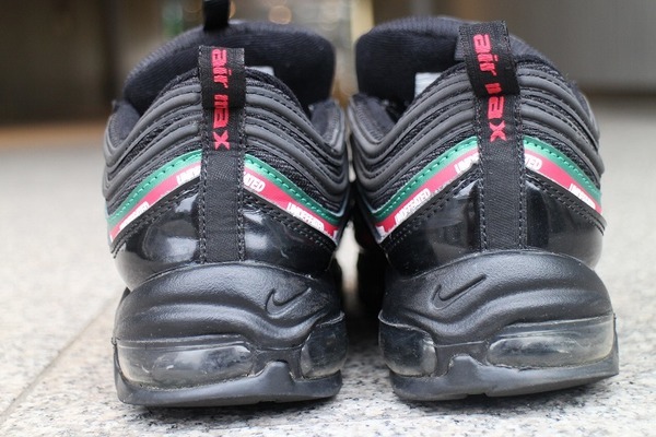 NIKE×UNDEFEATED/ナイキ×アンディフィーテッド】よりスニーカー