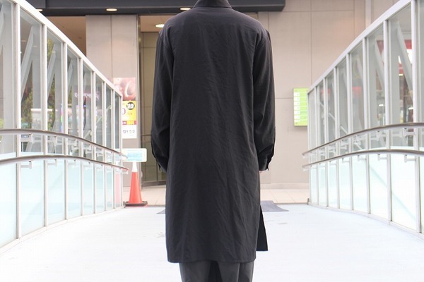 Yohji Yamamoto pour homme 】よりFファスナーシャツ、ウールギャバ 