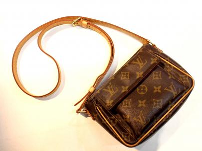 高品質在庫 LOUIS VUITTON LOUIS VUITTON ルイ ヴィトン ショルダーバッグ N42の通販 by 3R boutique｜ ルイヴィトンならラクマ