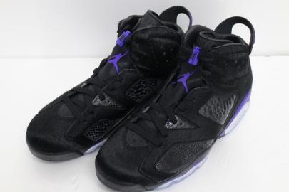 「スニーカーのNIKE AIR JORDAN 6 」