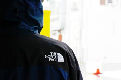 「アウトドアブランドのTHE NORTH FACE 」