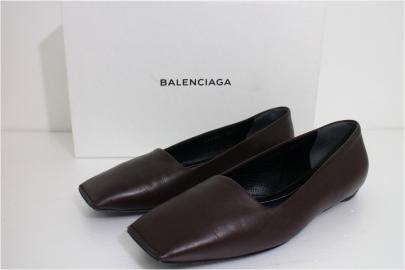 「ラグジュアリーブランドのBALENCIAGA 」