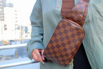 「ラグジュアリーブランドのLOUIS VUITTON 　 」