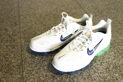 「スニーカーのNIKE 」