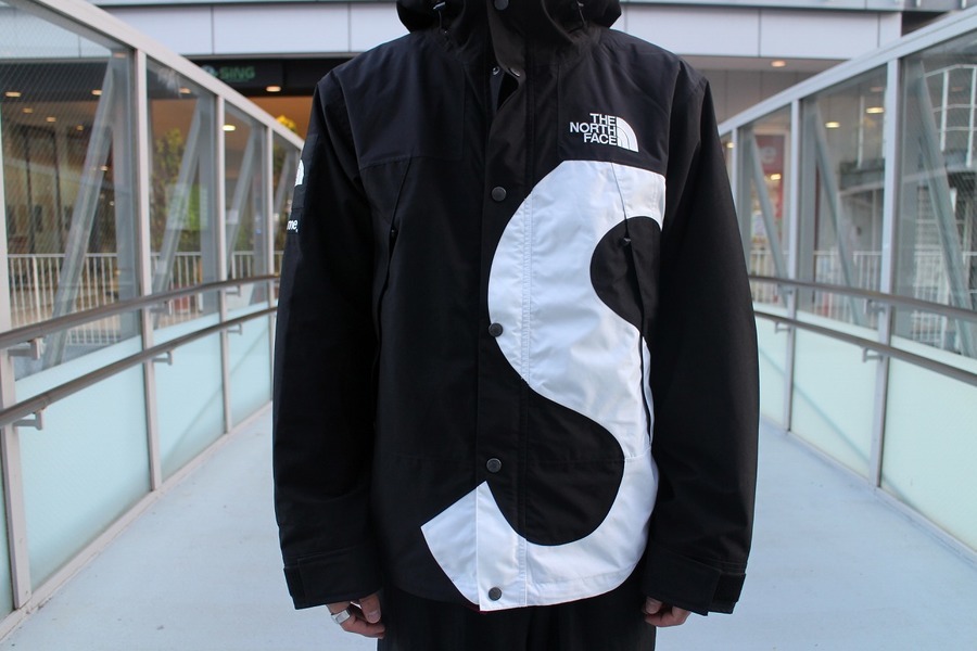 新作即納 THE NORTH FACE - The North Face × supreme コラボパーカー