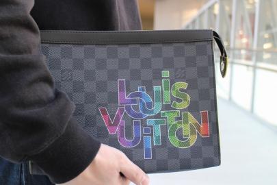 「ラグジュアリーブランドのLOUIS VUITTON 　 」