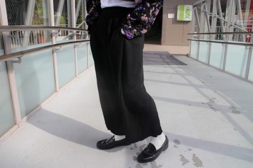 パンツ kanata pants KANATA/カナタ】よりヒダパンツ（hida pants)が買取入荷