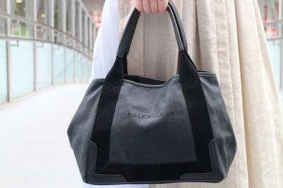 「ラグジュアリーブランドのBALENCIAGA 」