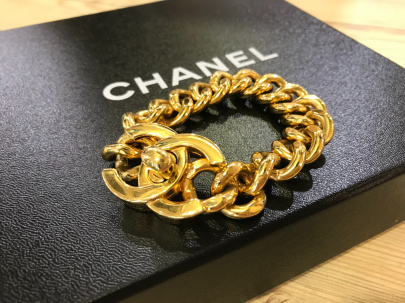 「ラグジュアリーブランドのCHANEL 」