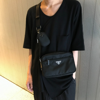 「インポートブランドのPRADA 」