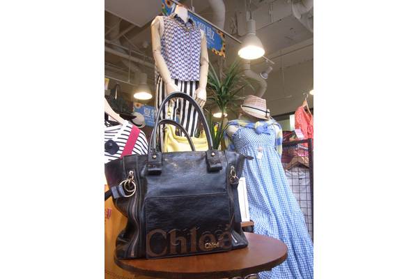 Chloe（クロエ）好きな方必見！！トートバッグが入荷致しました