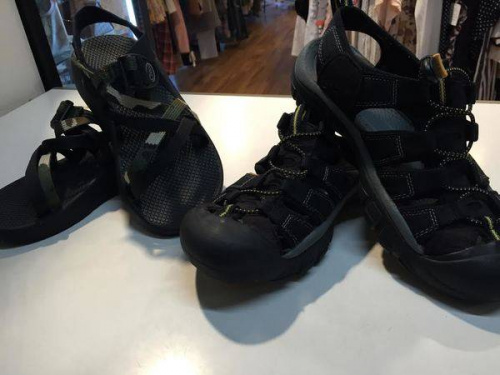 古着のサンダル