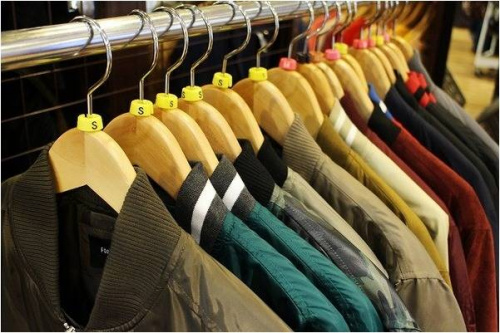 ジャケットの大量入荷