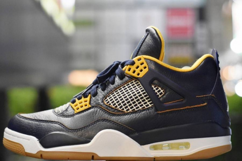 スニーカーのJORDAN