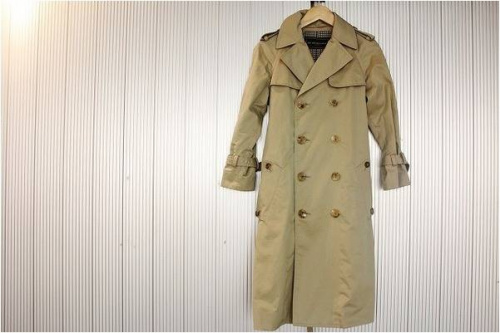 チェスターコートの橋本