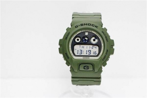 ダイバーズウォッチの腕時計