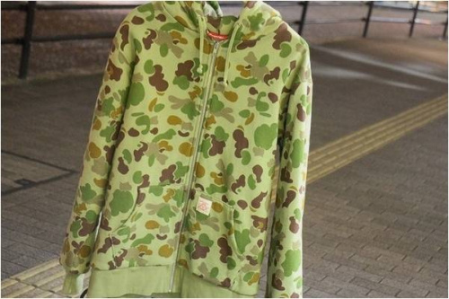 シュプリームの古着