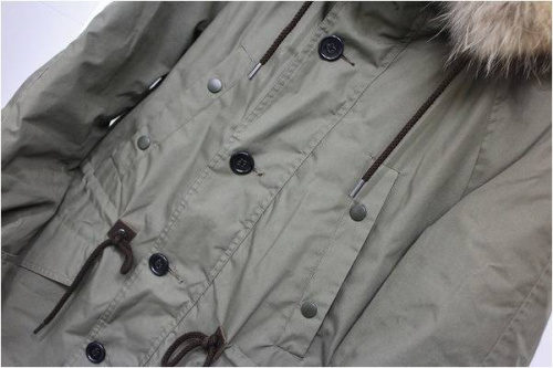 MA-1の西川ダウン